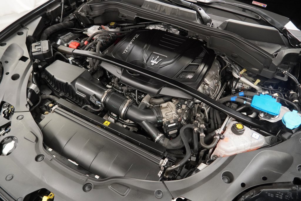 Used 2023 Maserati Grecale Modena image 52