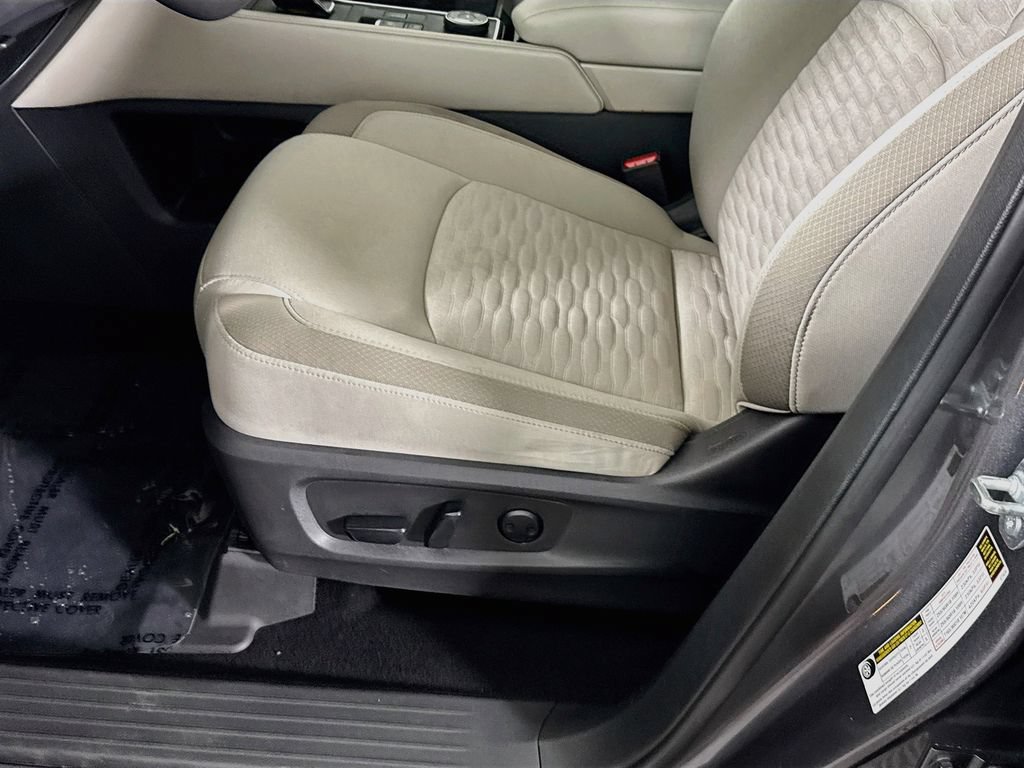 Certified 2022 Nissan Pathfinder SV w/ SV Premium Package AWD/4WD image 25