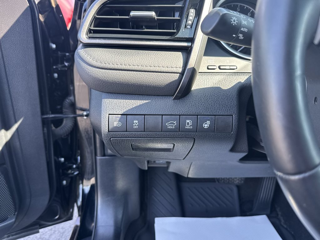 Used 2022 Toyota Camry LE w/ Cold Weather Package AWD/4WD image 20