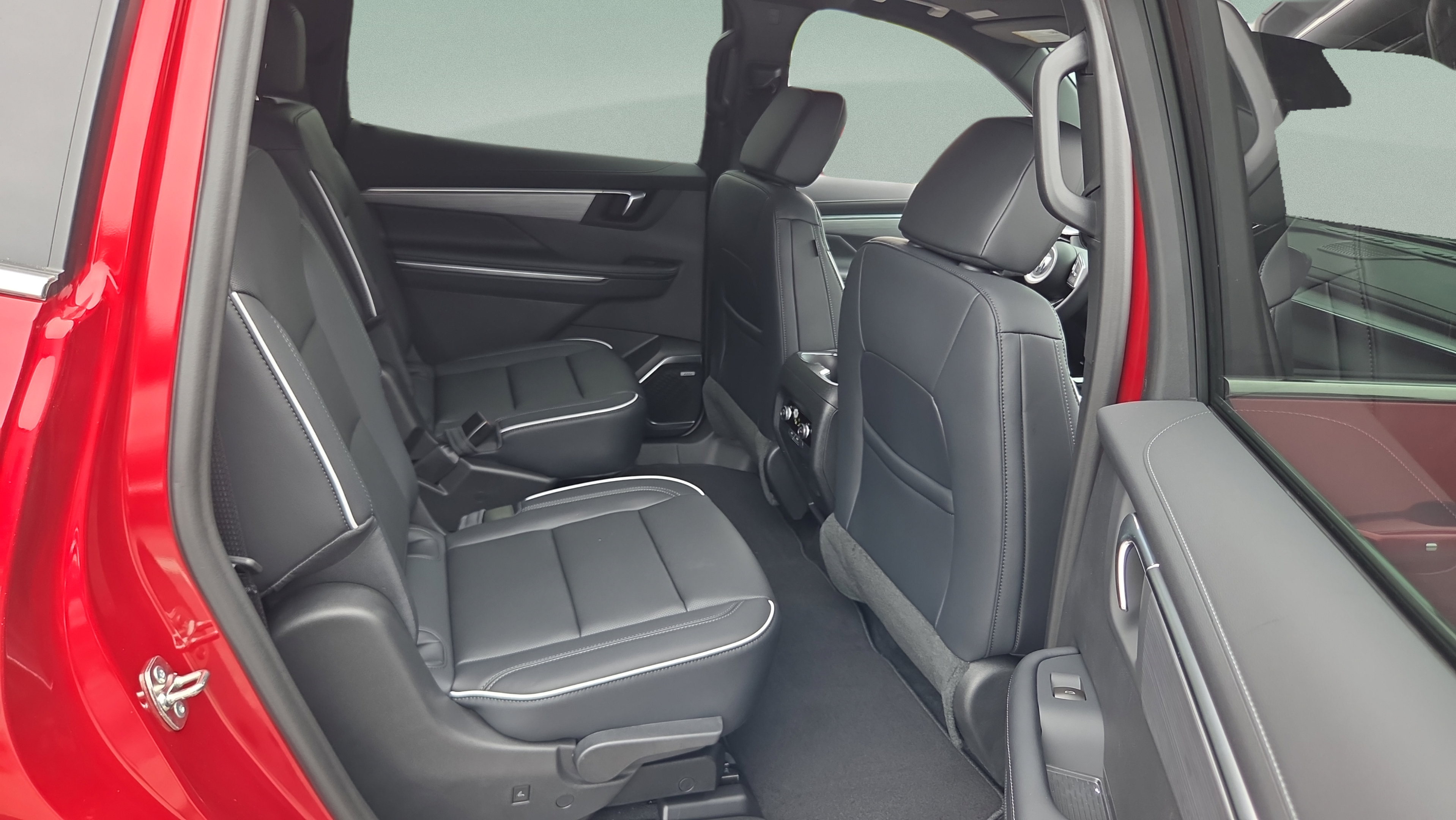 New 2027 Buick Enclave Preferred w/ Super Cruise Package AWD/4WD image 14