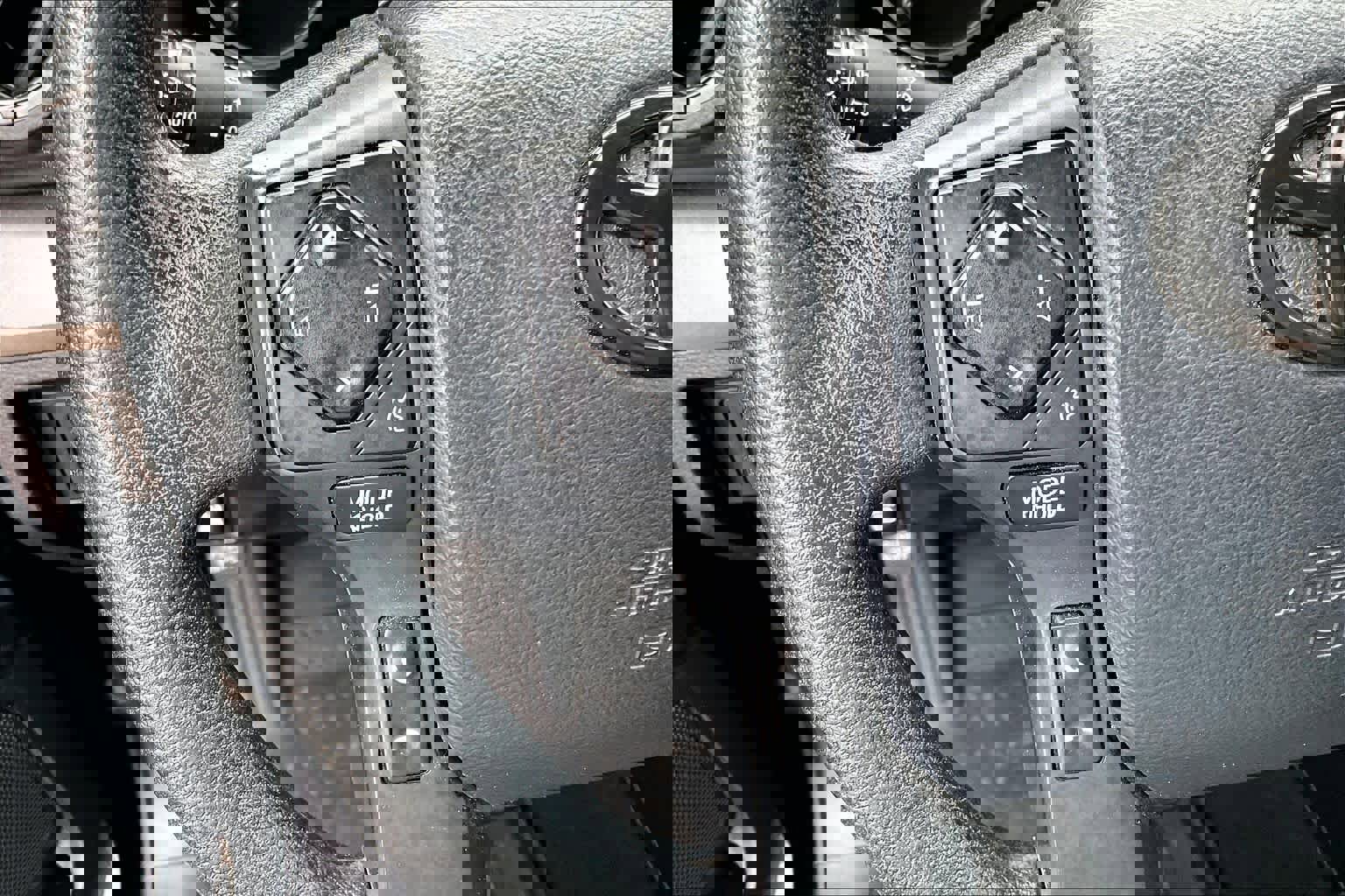 Used 2019 Toyota Tundra SR5 w/ SR5 Upgrade Package AWD/4WD image 20