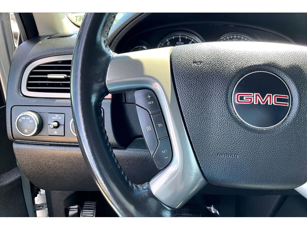 Used 2013 GMC Yukon XL SLT AWD/4WD image 11