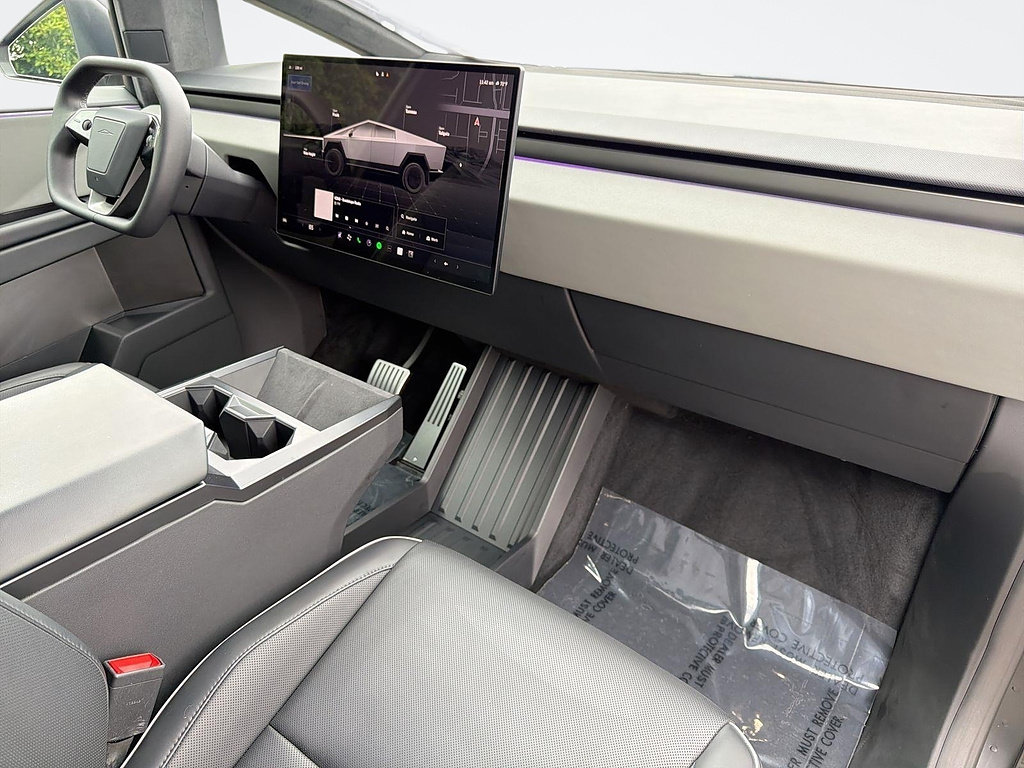 Used 2024 Tesla Cybertruck AWD Crew Cab image 34