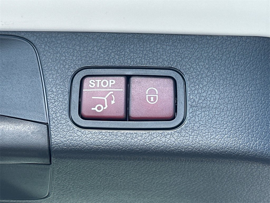 New 2026 Mercedes-Benz GLB 35 AMG 4MATIC image 22