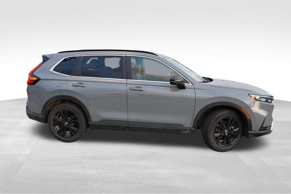 Used 2025 Honda CR-V Sport Touring image 2