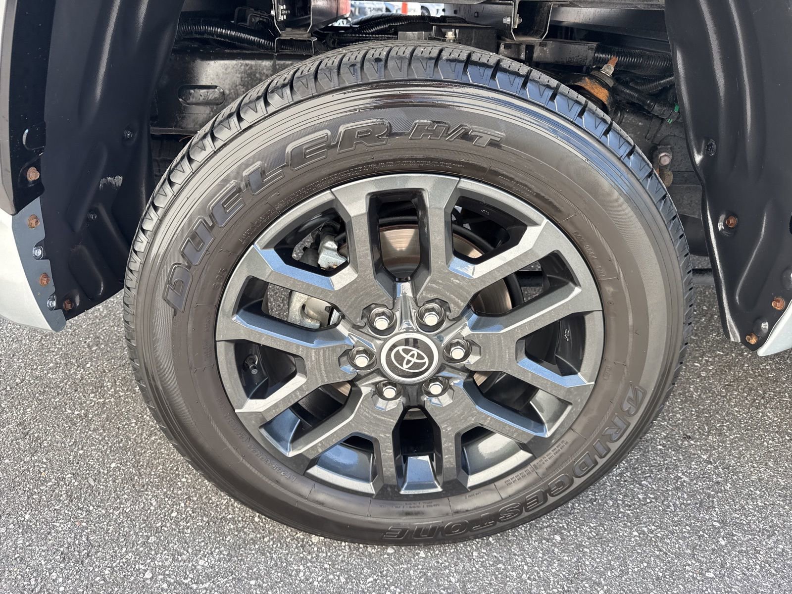 Used 2023 Toyota Tundra Platinum image 9