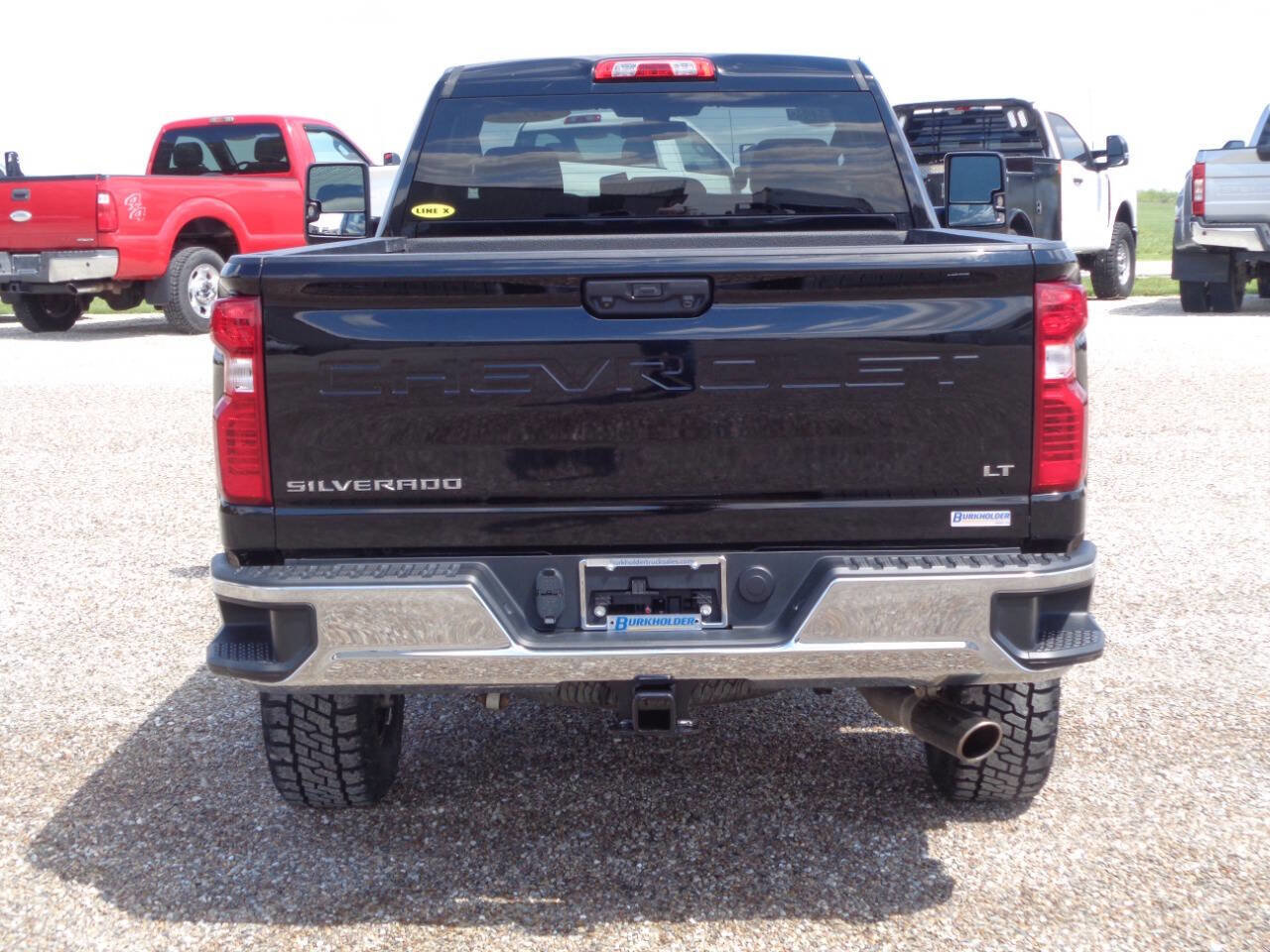 Used 2022 Chevrolet Silverado 2500 LT w/ Convenience Package AWD/4WD image 7