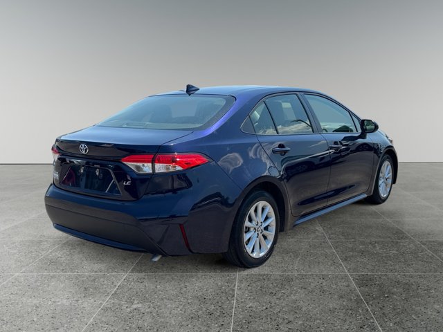 Used 2020 Toyota Corolla LE w/ LE Premium Package FWD image 5