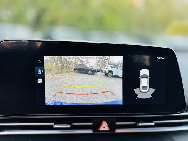 Used 2023 Hyundai Elantra Limited image 11