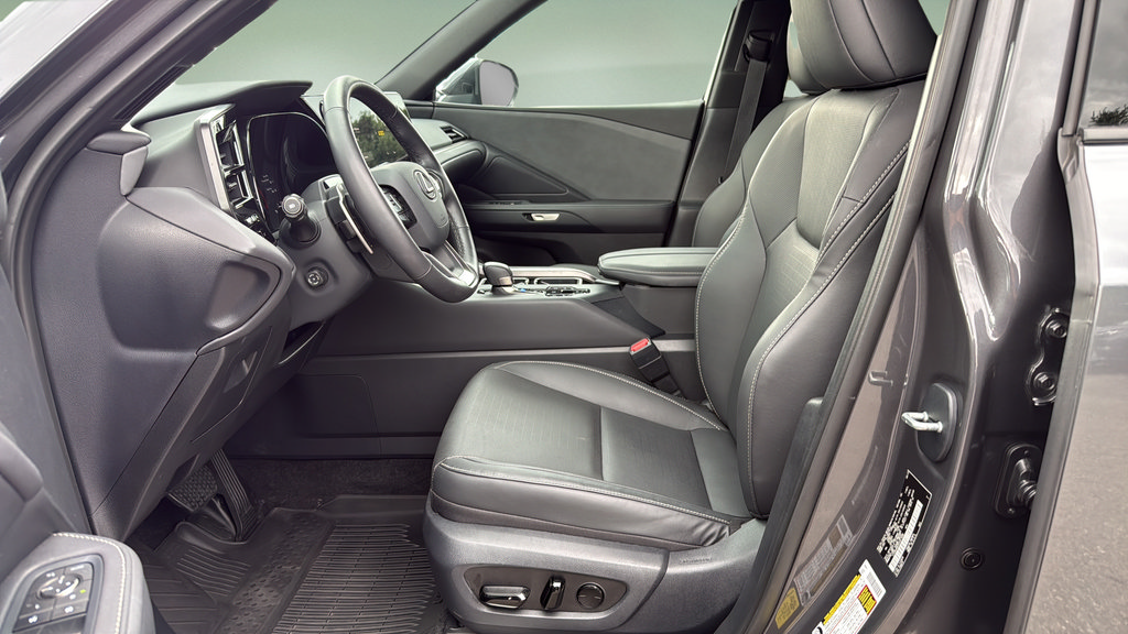 Used 2025 Lexus TX 350 AWD w/ Technology Package image 12