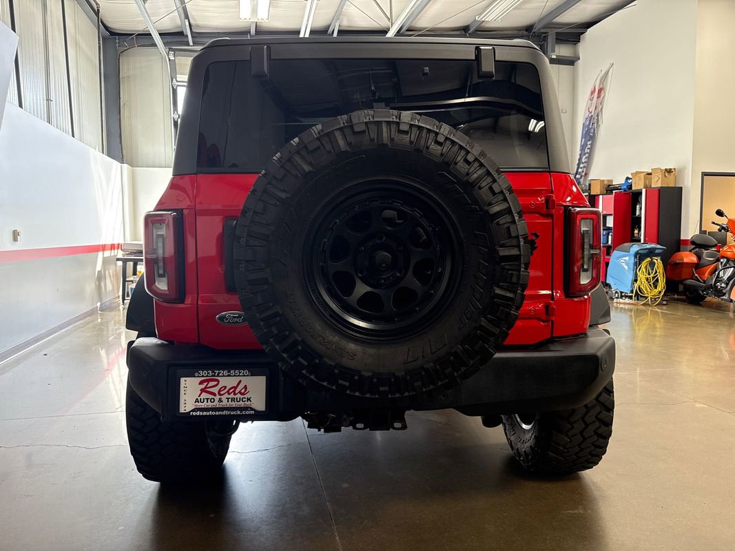 Used 2023 Ford Bronco Wildtrak image 24