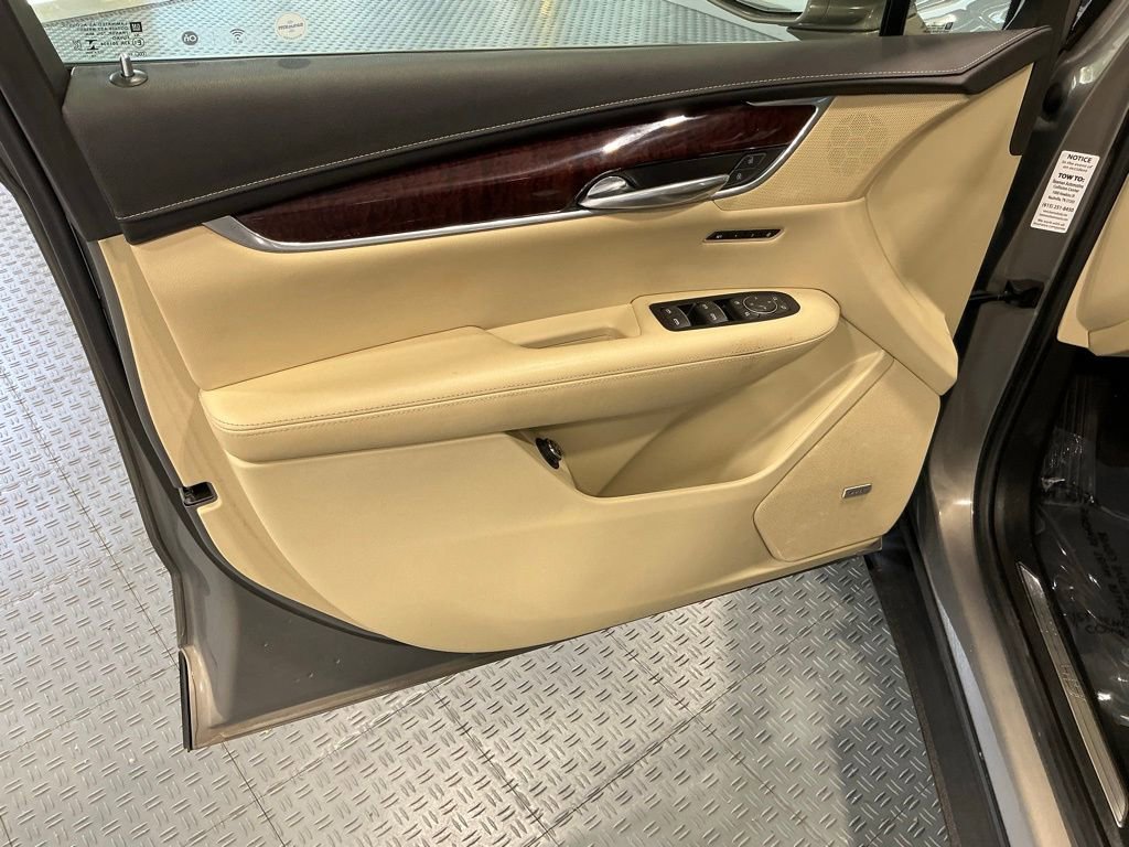 Used 2019 Cadillac XT5 Premium Luxury FWD image 26