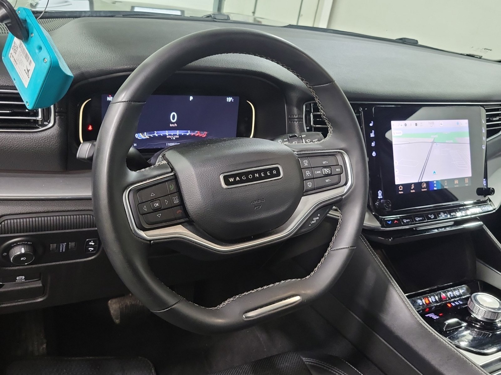 Used 2024 Jeep Wagoneer Series II AWD/4WD image 12