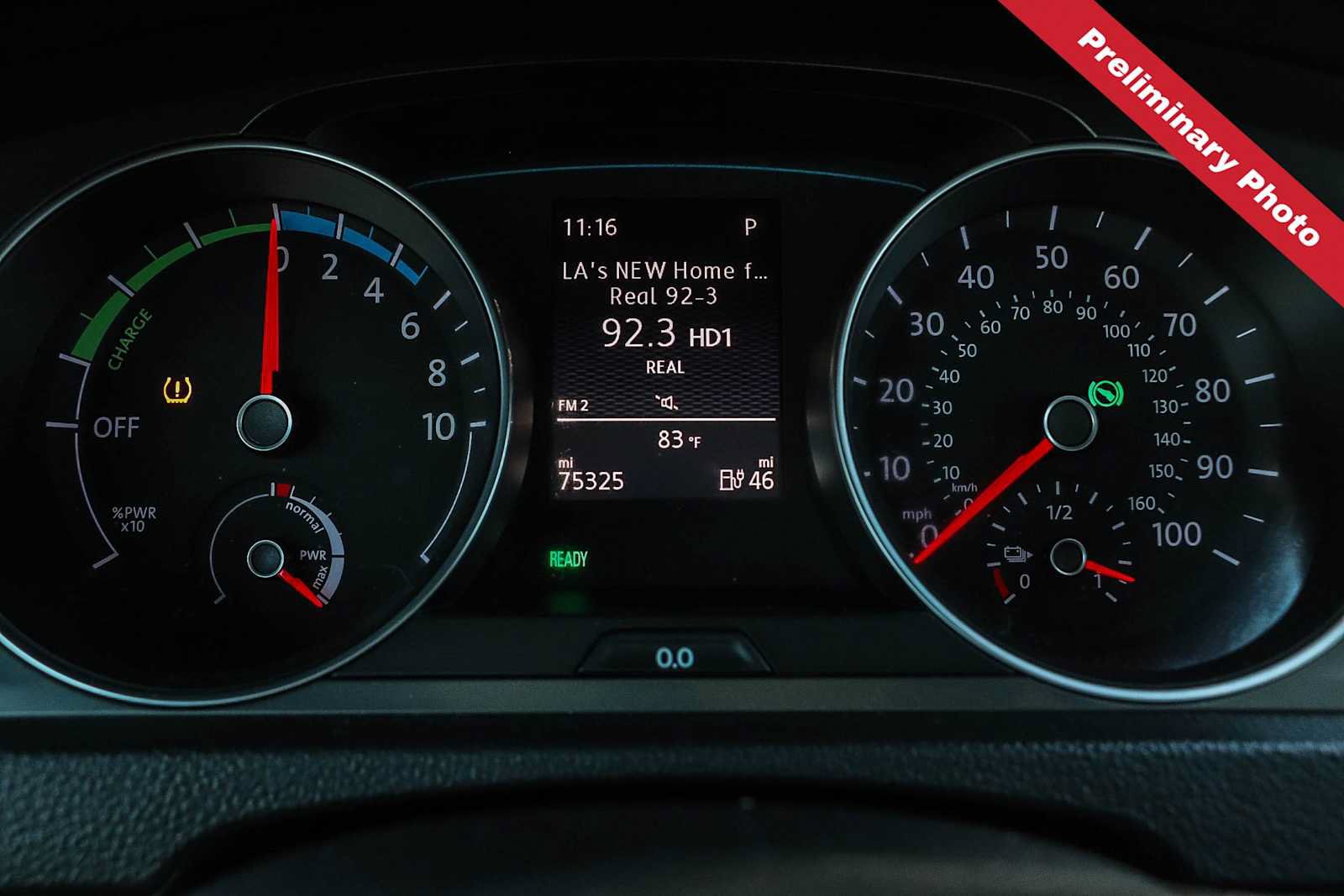 Used 2016 Volkswagen e-Golf SE FWD image 20