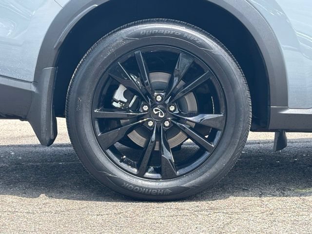 Used 2025 INFINITI QX60 Luxe w/ Black Edition AWD/4WD image 3