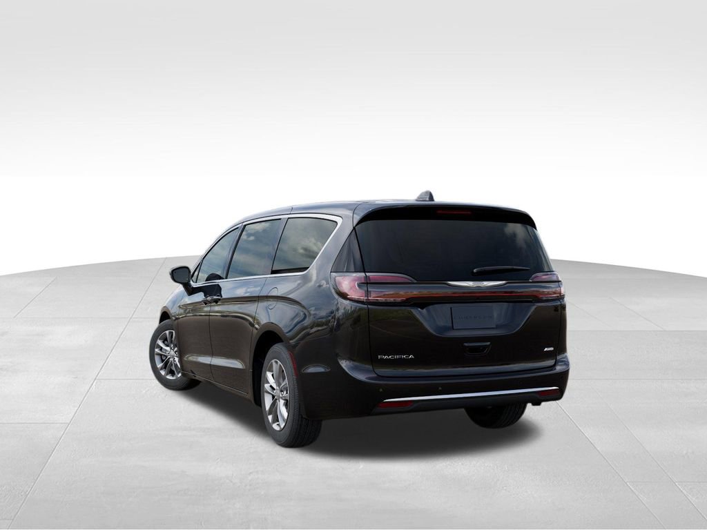 New 2026 Chrysler Pacifica Select AWD/4WD image 3