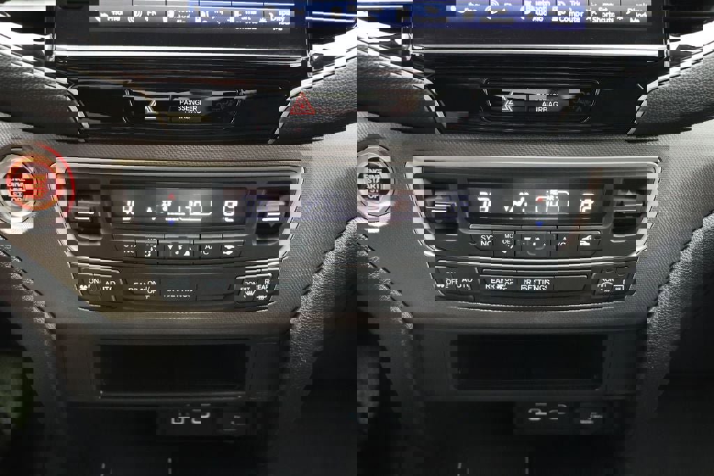 Used 2025 Honda Ridgeline Sport image 24