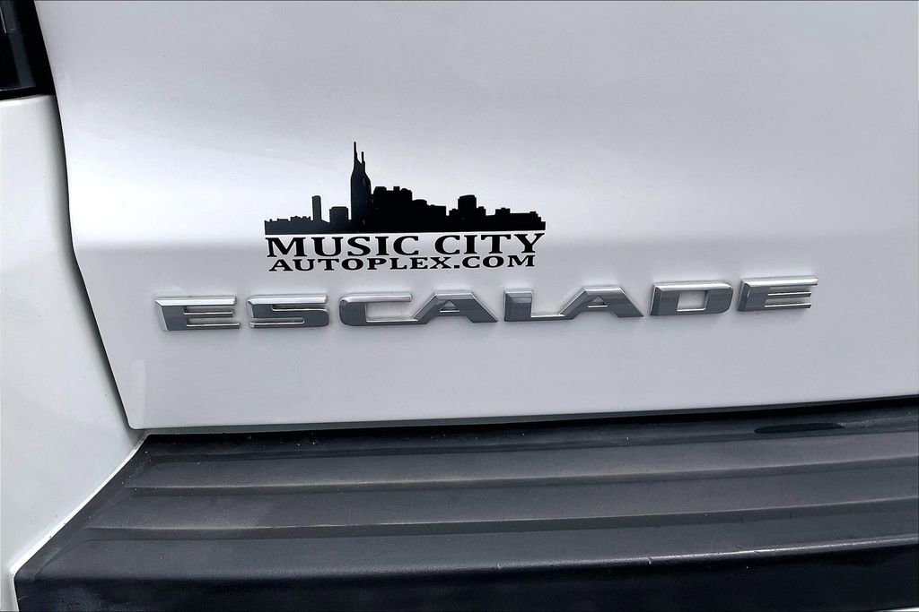 Used 2019 Cadillac Escalade ESV Platinum AWD/4WD image 26