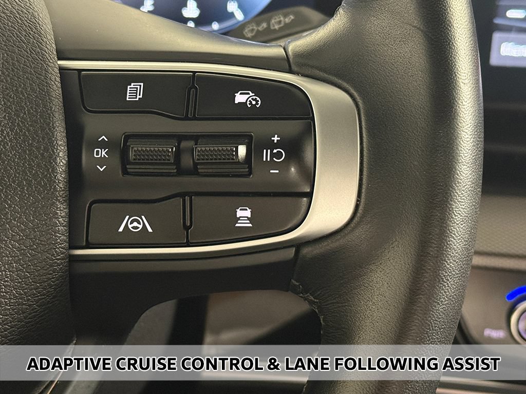 Used 2025 Kia Sportage SX AWD/4WD image 6