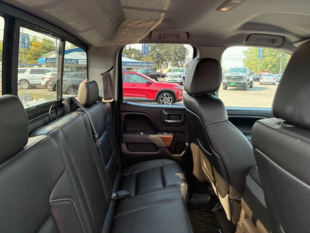 Used 2015 GMC Sierra 1500 SLT w/ SLT Preferred Package AWD/4WD image 14