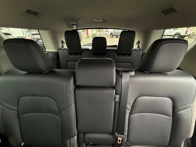 New 2026 Nissan Pathfinder SL AWD/4WD image 10