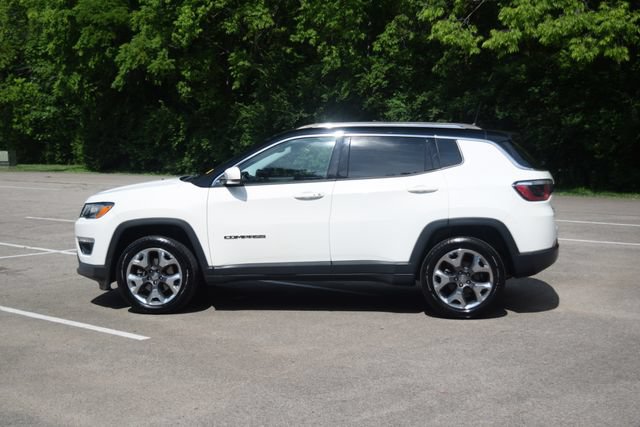 Used 2018 Jeep Compass Limited w/ Safe & Security Group AWD/4WD image 23
