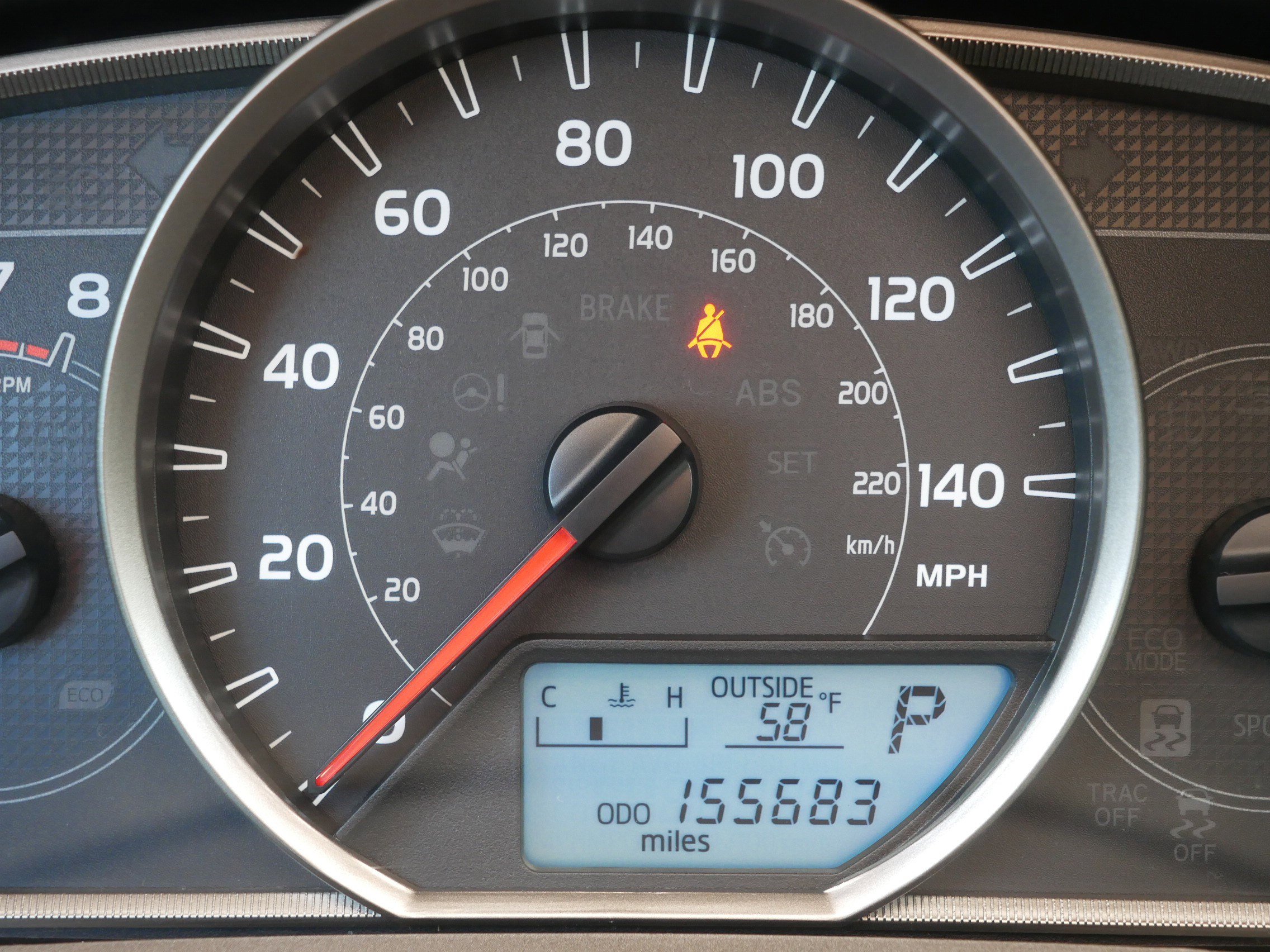 Used 2015 Toyota RAV4 LE image 18