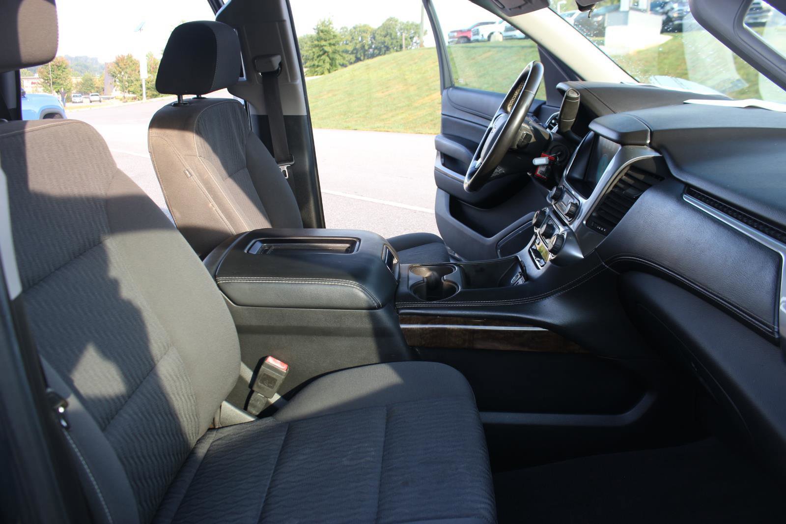 Used 2019 Chevrolet Tahoe LS image 32