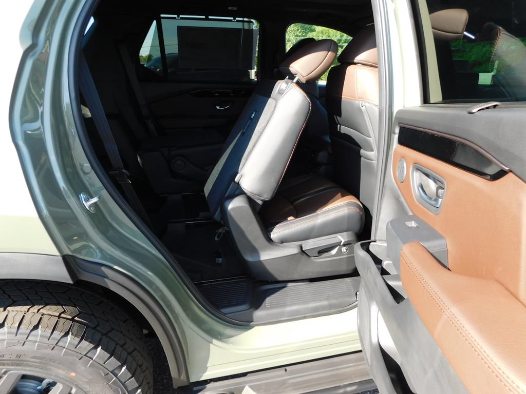 New 2026 Honda Pilot TrailSport image 36