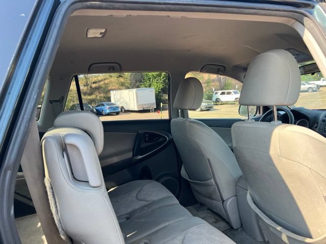 Used 2011 Toyota RAV4 4WD w/ Base L4 Extra Value Pkg image 25