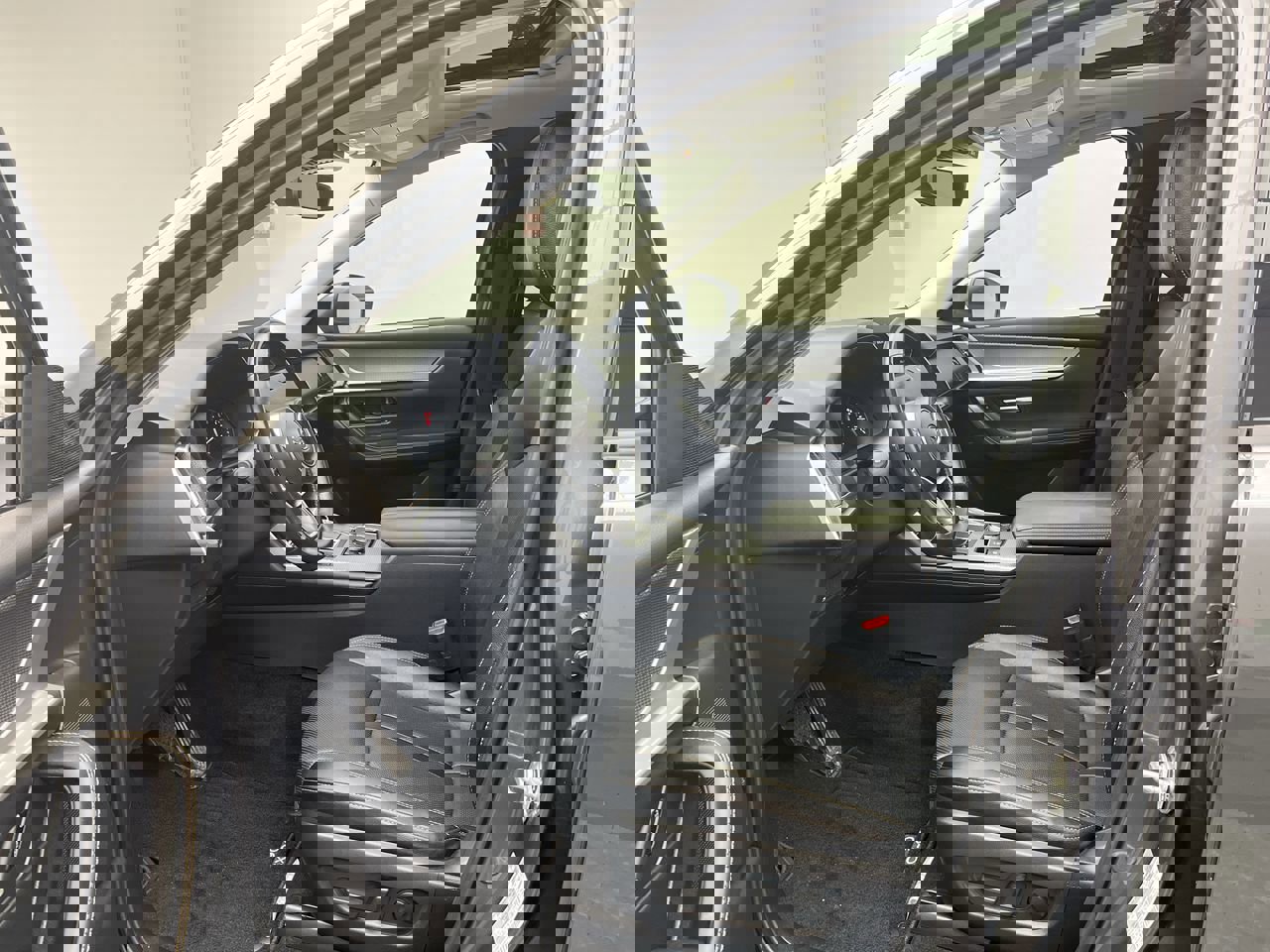 Certified 2024 MAZDA CX-90 3.3 Turbo w/ Preferred Plus image 3