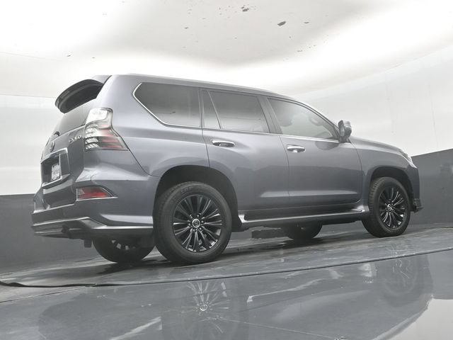 Used 2023 Lexus GX 460 Luxury w/ Sport Design Package AWD/4WD image 43