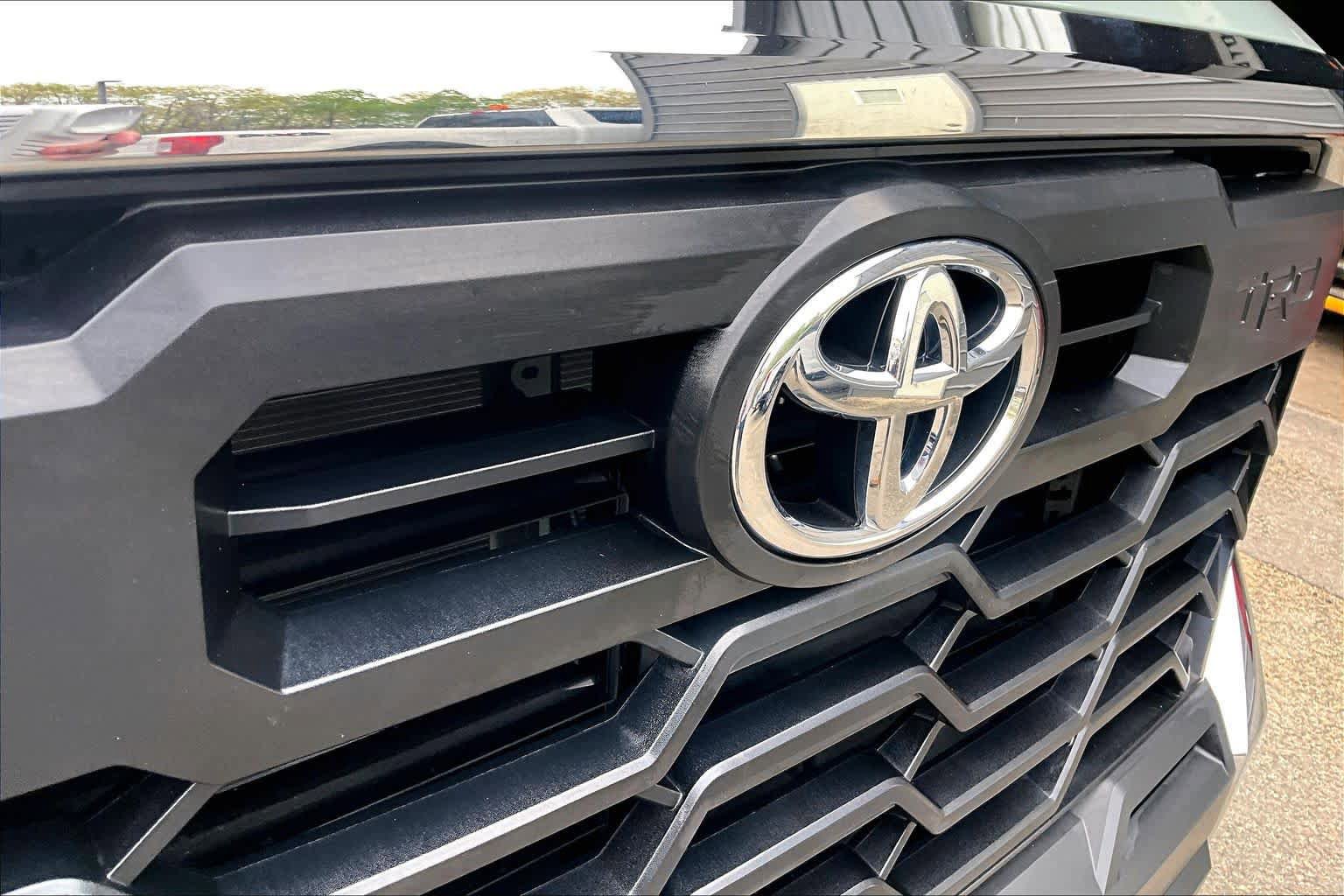 Used 2024 Toyota Tundra SR5 w/ TRD Off-Road Package AWD/4WD image 28