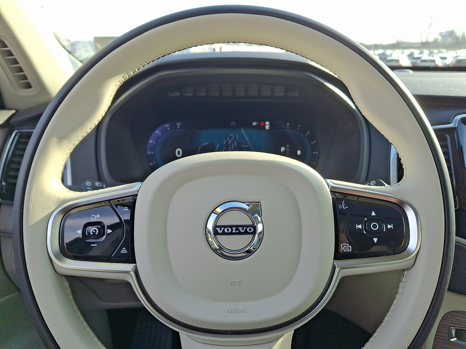 Certified 2024 Volvo XC90 B6 Plus image 22