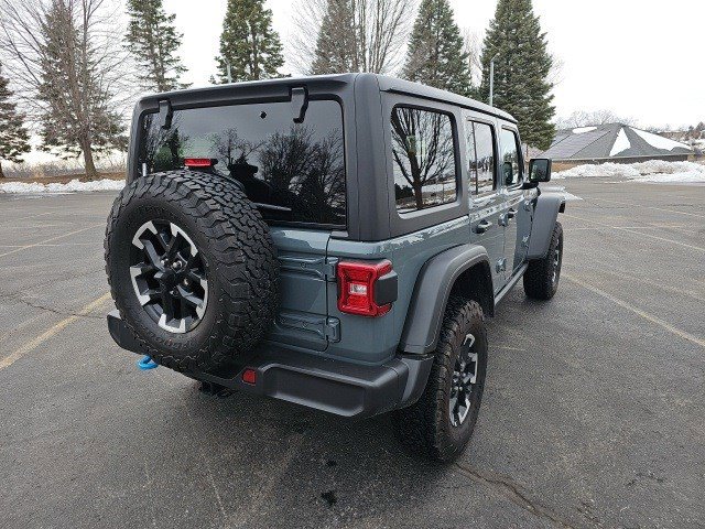 Used 2025 Jeep Wrangler Unlimited Rubicon 4xe w/ Convenience Group image 6