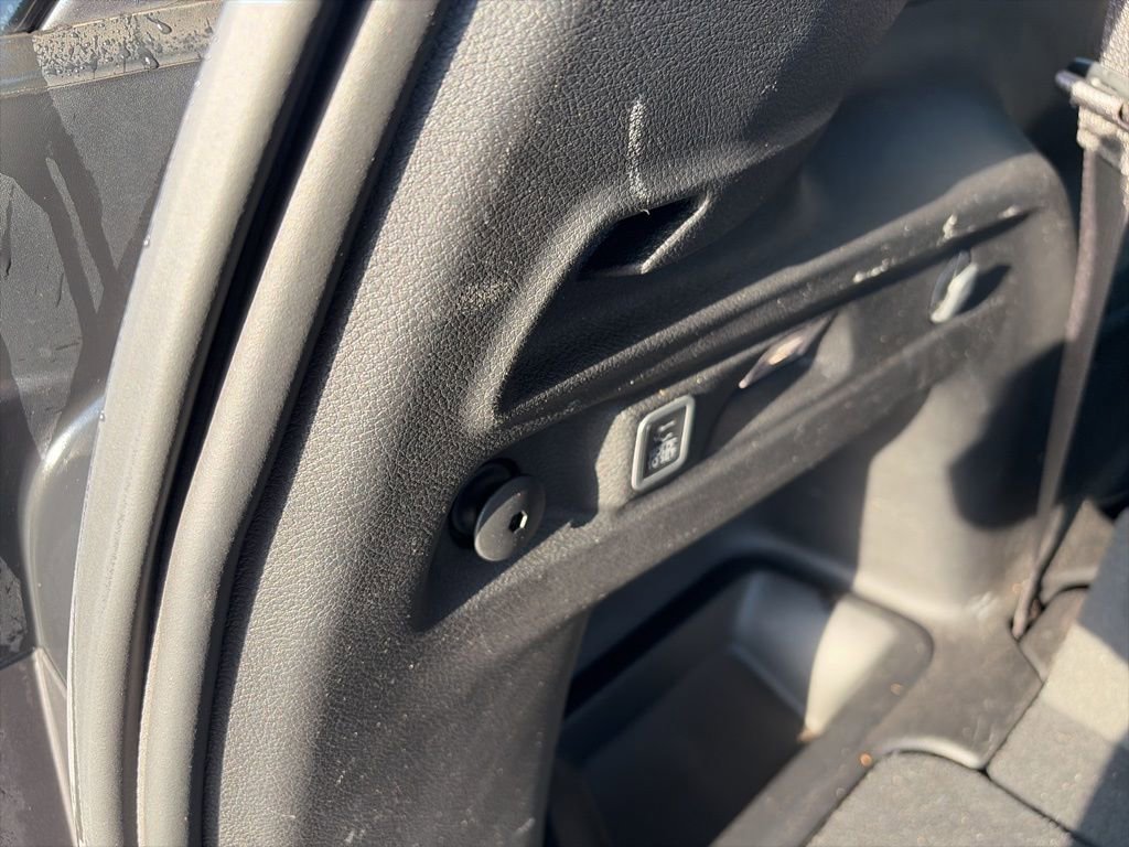 Used 2023 Jeep Grand Cherokee L Limited image 12