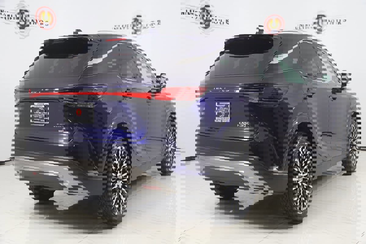 Used 2024 Lexus RX 350 Premium image 3