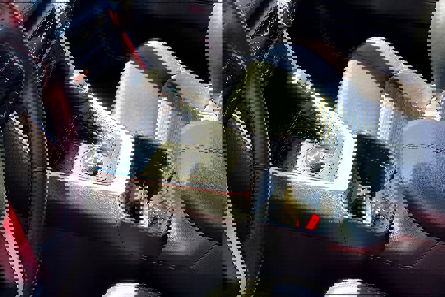 Used 2021 Toyota RAV4 XSE AWD/4WD image 17