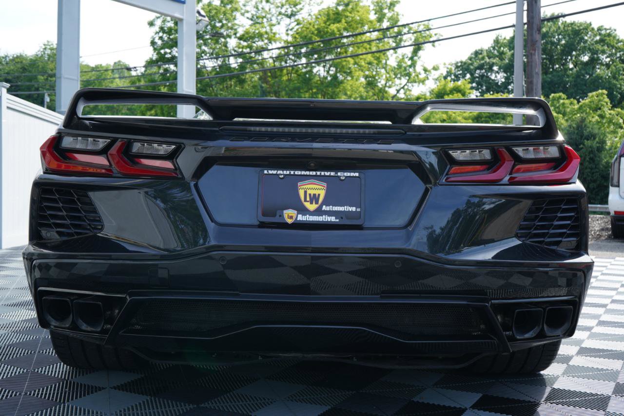 Used 2024 Chevrolet Corvette Stingray Preferred Cpe w/ Z51 Performance Package RWD image 8