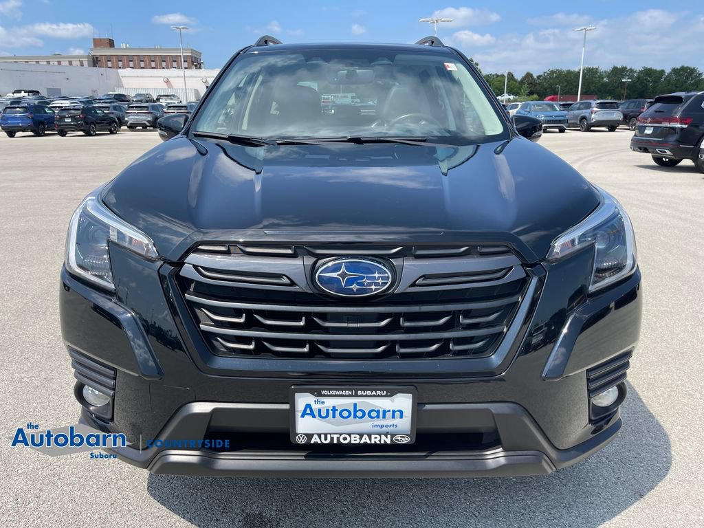 Used 2023 Subaru Forester Limited AWD/4WD image 8