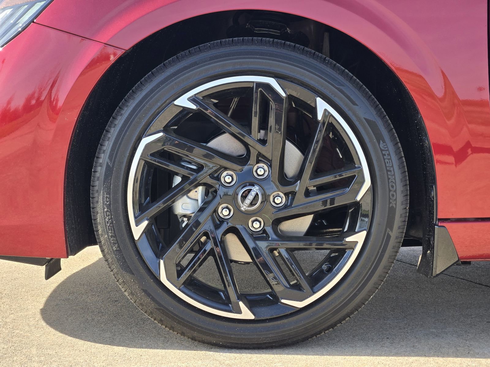 New 2026 Nissan Sentra SR FWD image 11