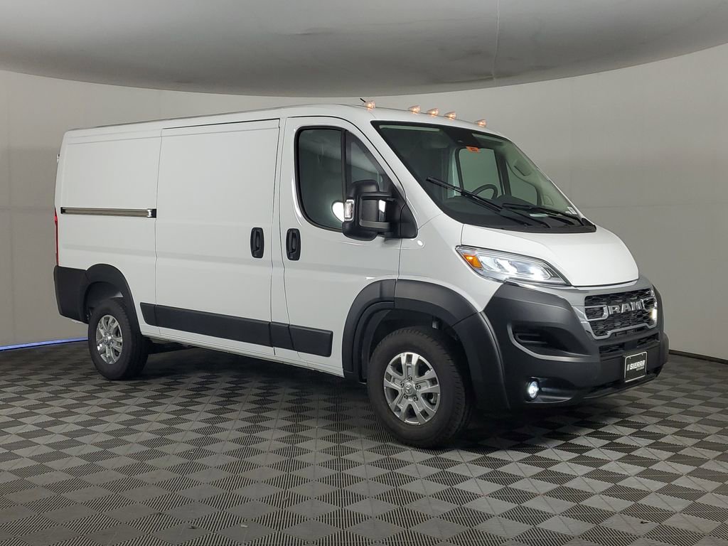 Used 2024 RAM ProMaster 2500 w/ Quick Order Package 22G SLT image 3