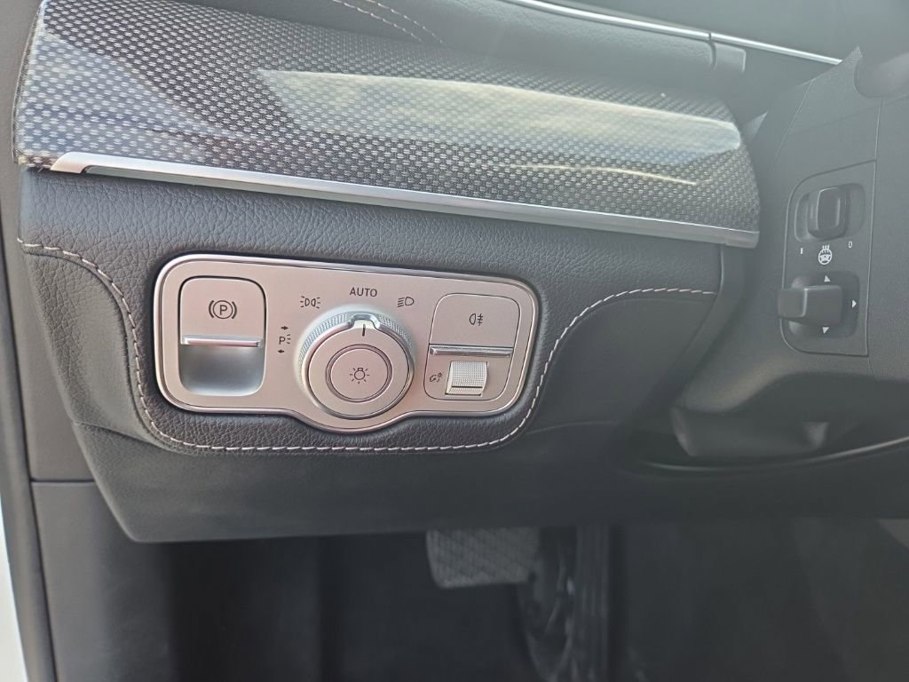 Used 2020 Mercedes-Benz GLE 450 4MATIC image 11