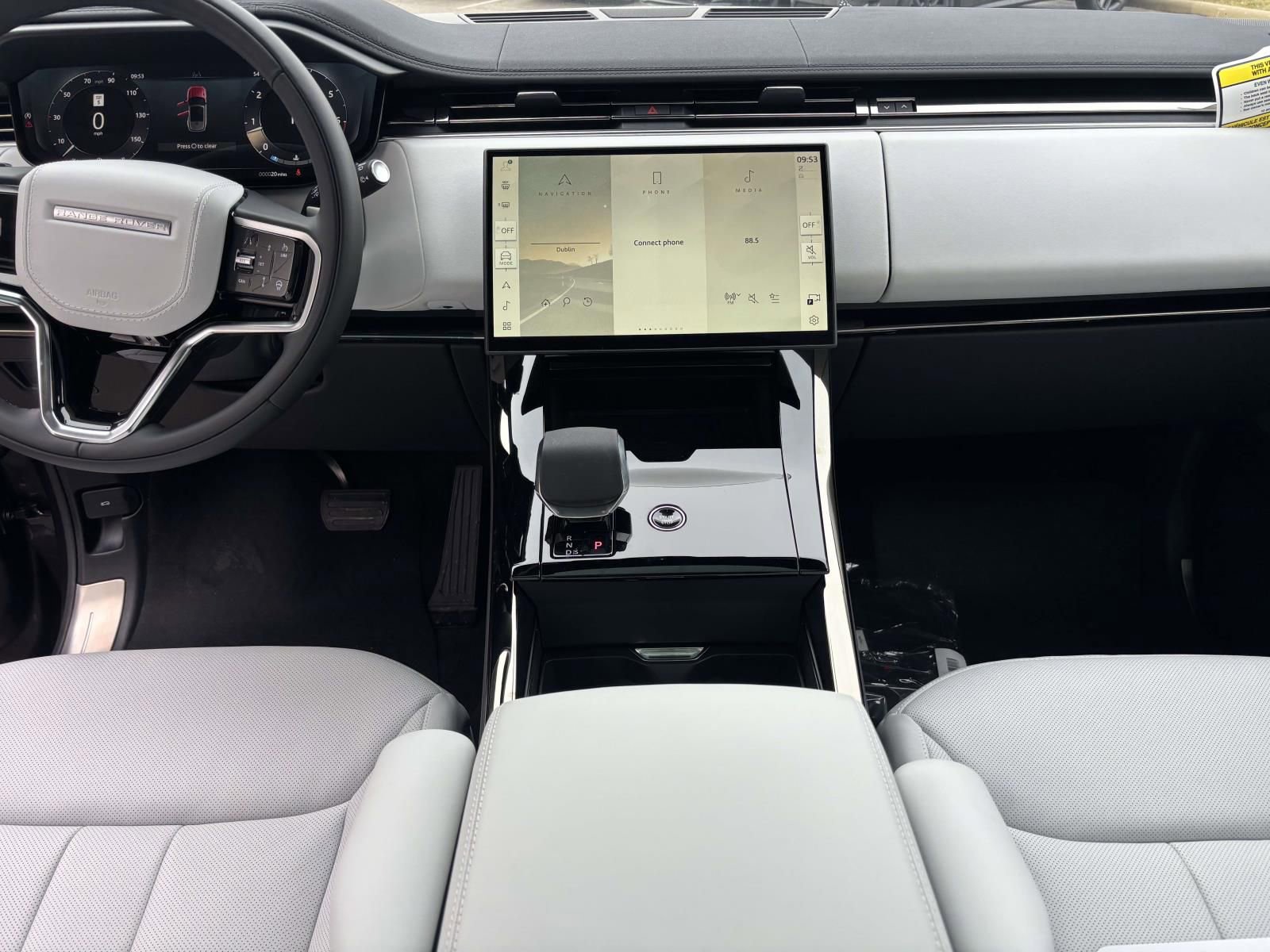 New 2026 Land Rover Range Rover Sport SE image 23