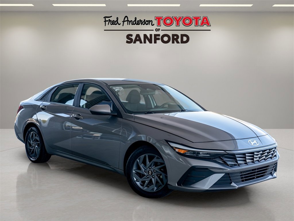 Used 2024 Hyundai Elantra SEL