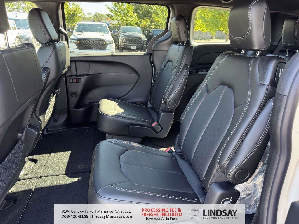 New 2027 Chrysler Pacifica LX FWD image 19
