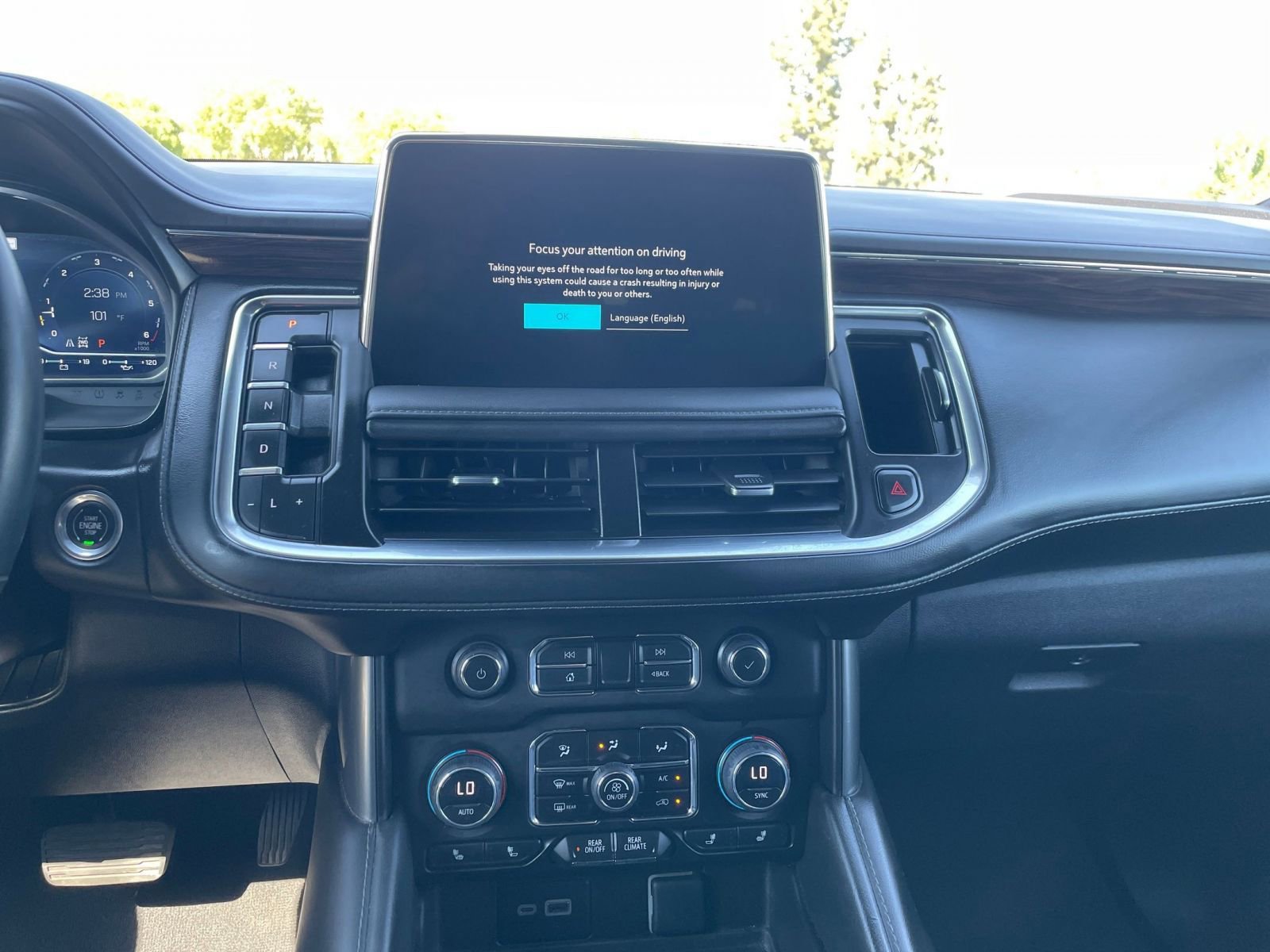 Used 2023 Chevrolet Tahoe LT w/ Luxury Package image 17