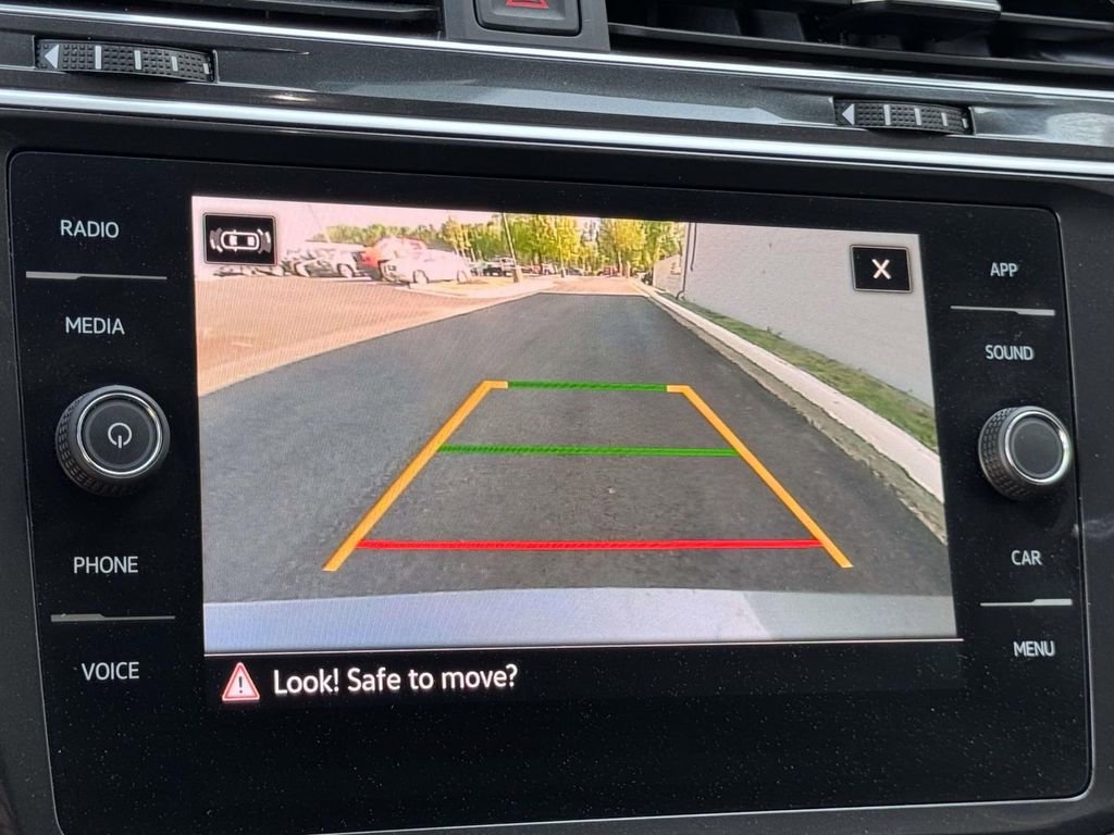 Used 2024 Volkswagen Tiguan S FWD image 4