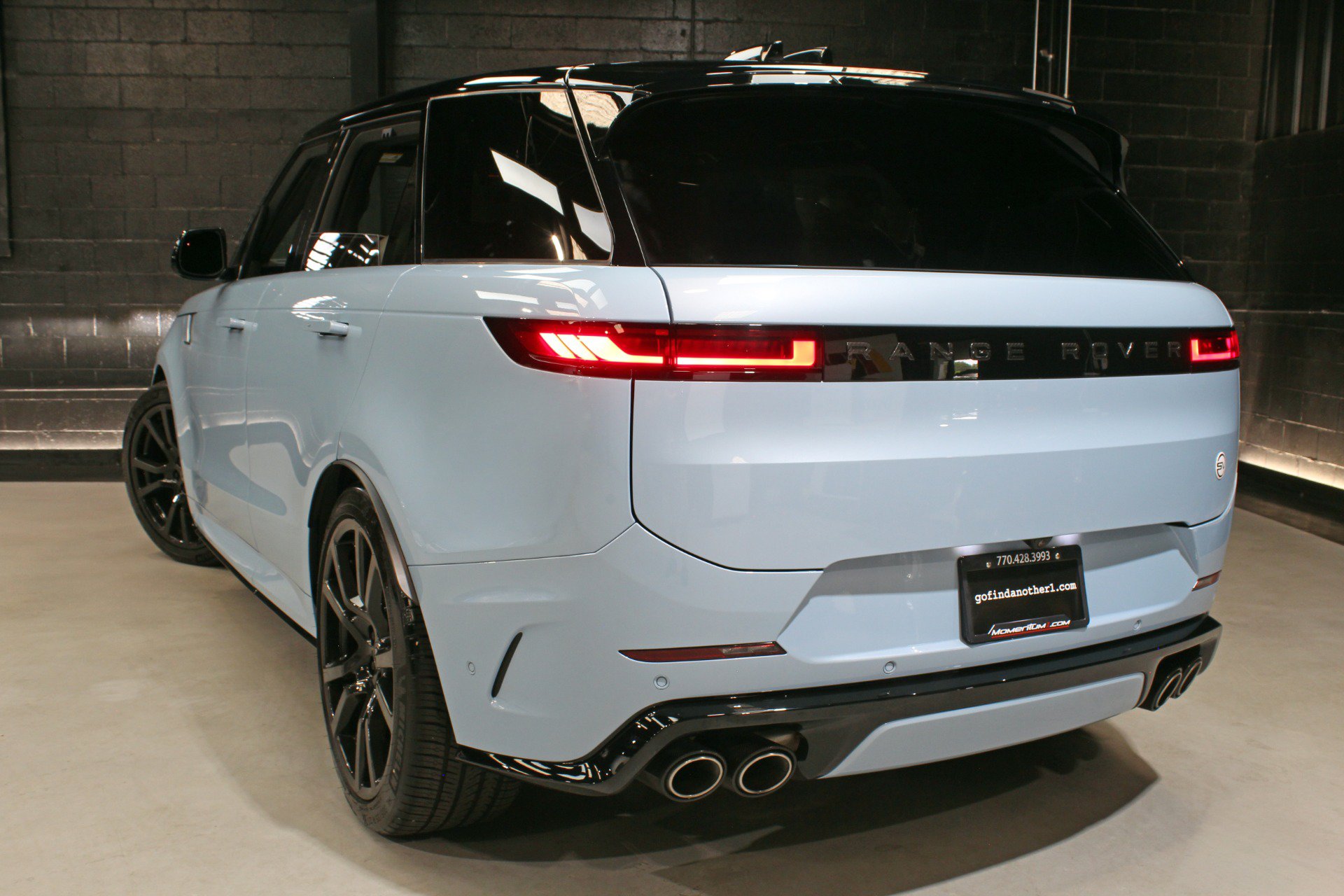 Used 2025 Land Rover Range Rover Sport SV Edition Two AWD/4WD image 19