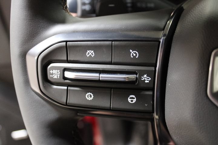 New 2026 GMC Yukon XL AT4 w/ AT4 Premium Plus Package AWD/4WD image 35